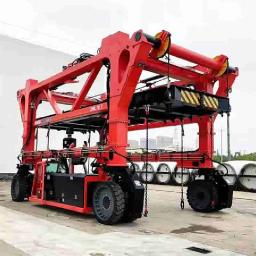 Straddle Carrier Market Growth Fueled by Rising Trade Volumes and Technological Innovations Worldwide