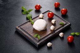 Mozzarella Cheese Market Sees Growing Demand in Culinary and Industrial Sectors