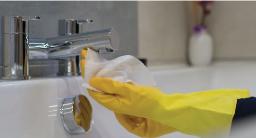 Disinfectant Wipes Market Consumer Segments: Targeting Hospitals, Households, Gyms, and Schools